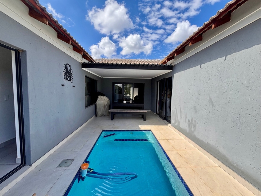 3 Bedroom Property for Sale in Wilkoppies North West